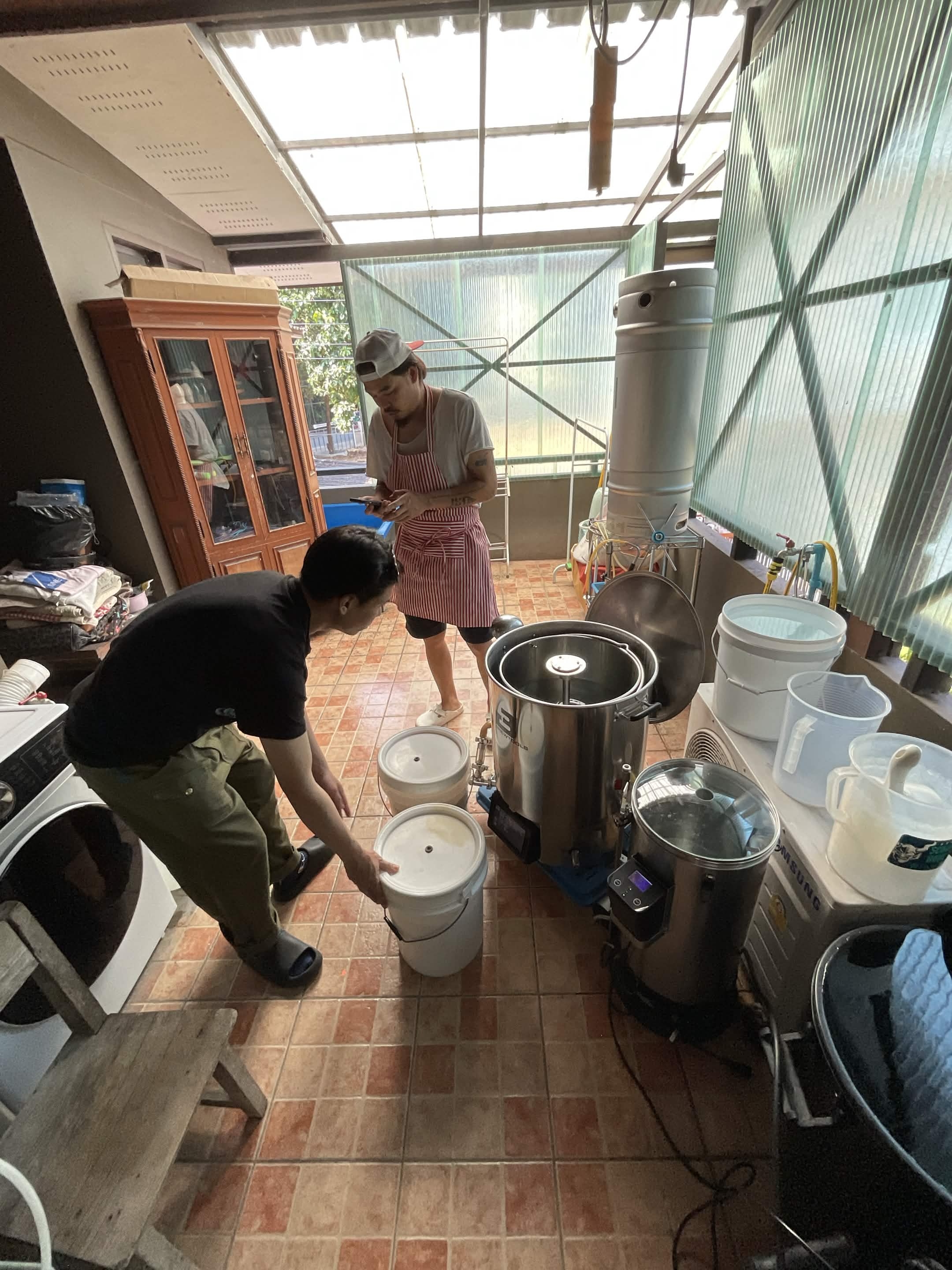 Mash in — top-down view, paddle stir